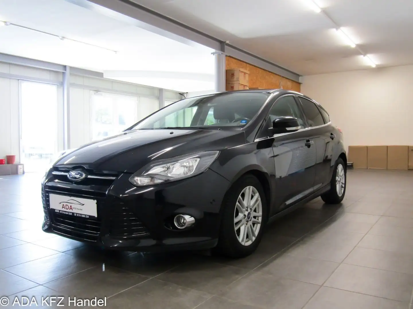 Ford Focus Lim. Titanium,Navi,PDS,Klimaautomatik, Schwarz - 2