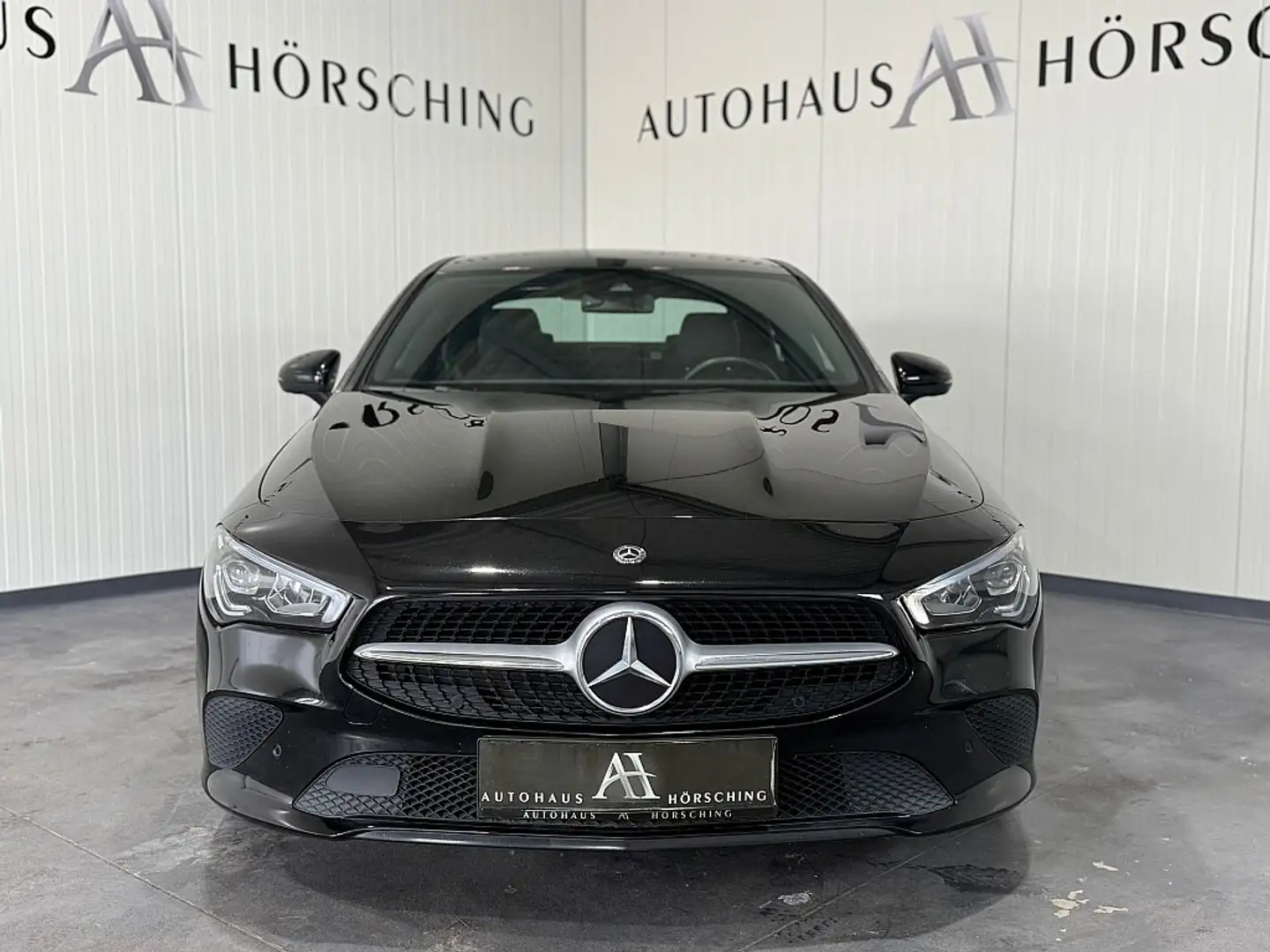 Mercedes-Benz CLA 180 d Чорний - 2