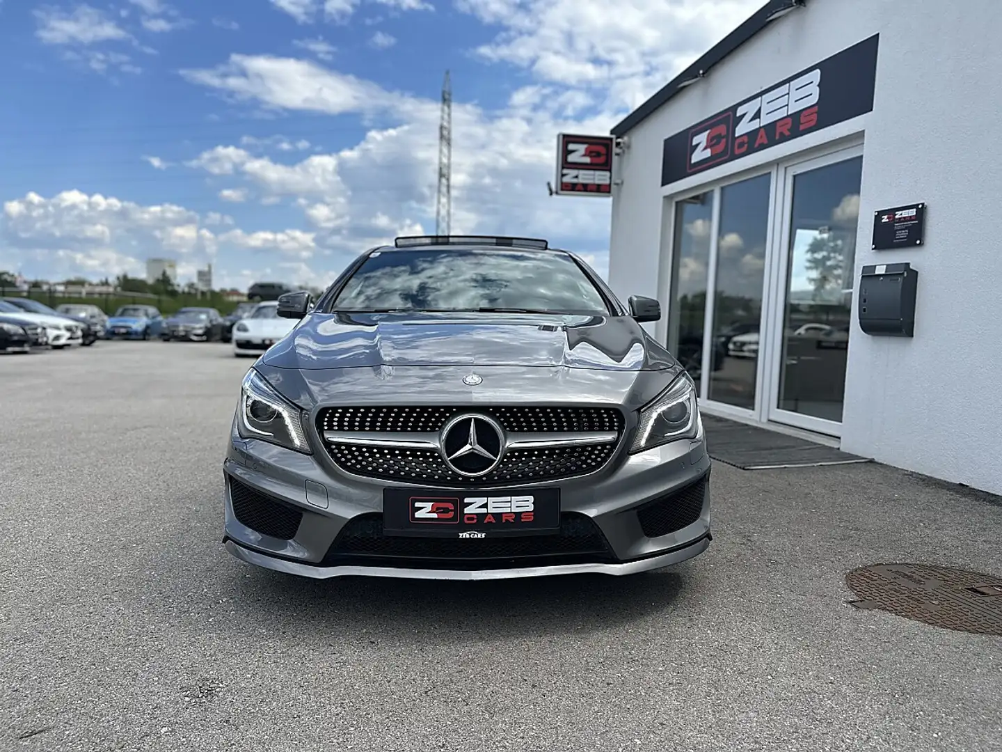Mercedes-Benz CLA 220 d Shooting Brake Aut. AMG-Line, Pano Grau - 2