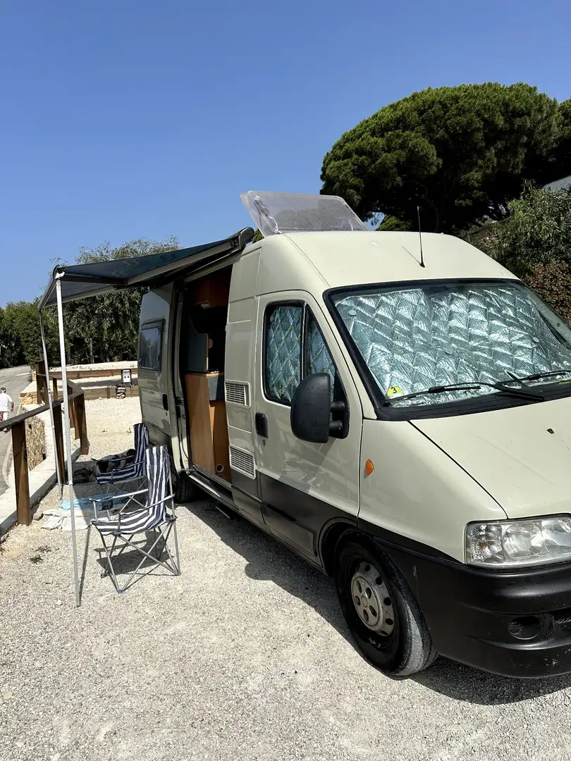 Peugeot Boxer Furgón 2.8HDI 330 C Cerrado 4x4 - 2