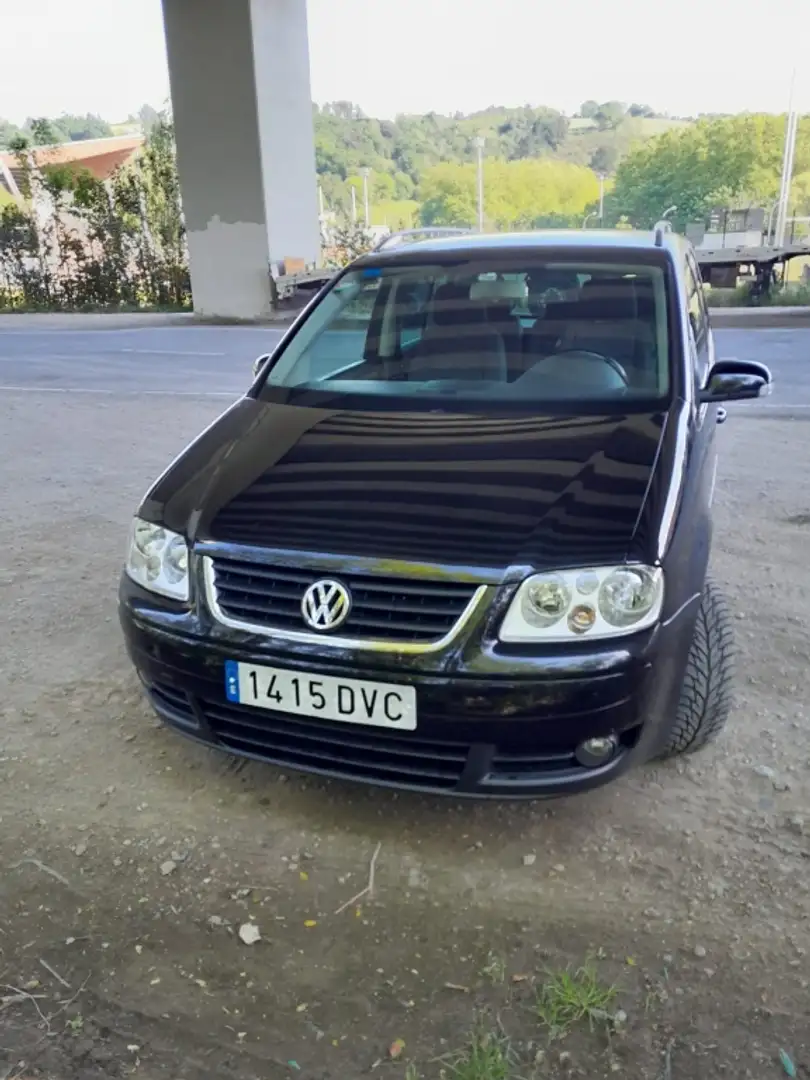 Volkswagen Touran 2.0TDI Highline - 1