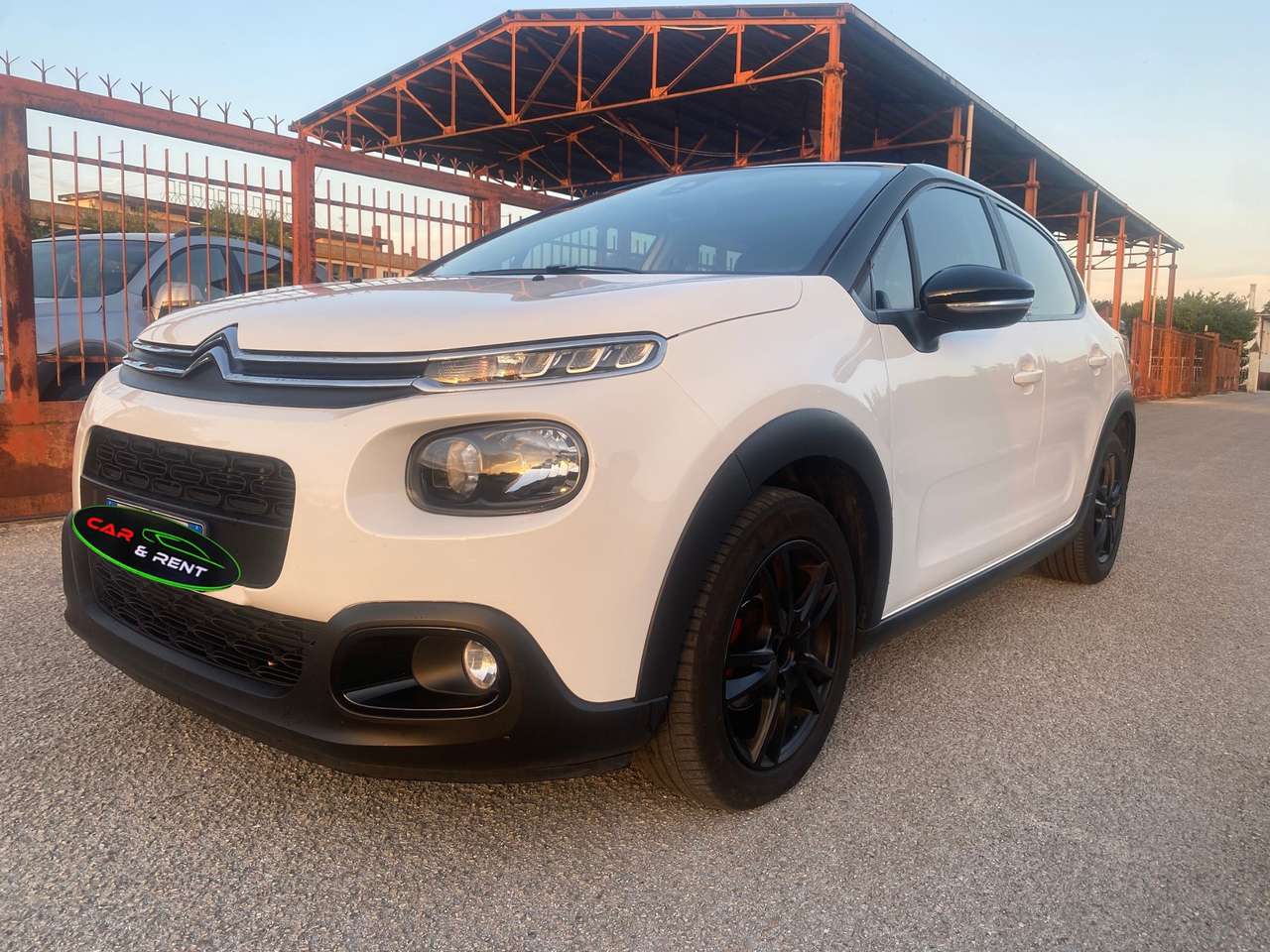 Citroen C3 C3 III 2017 1.2 puretech Shine Gpl 82cv