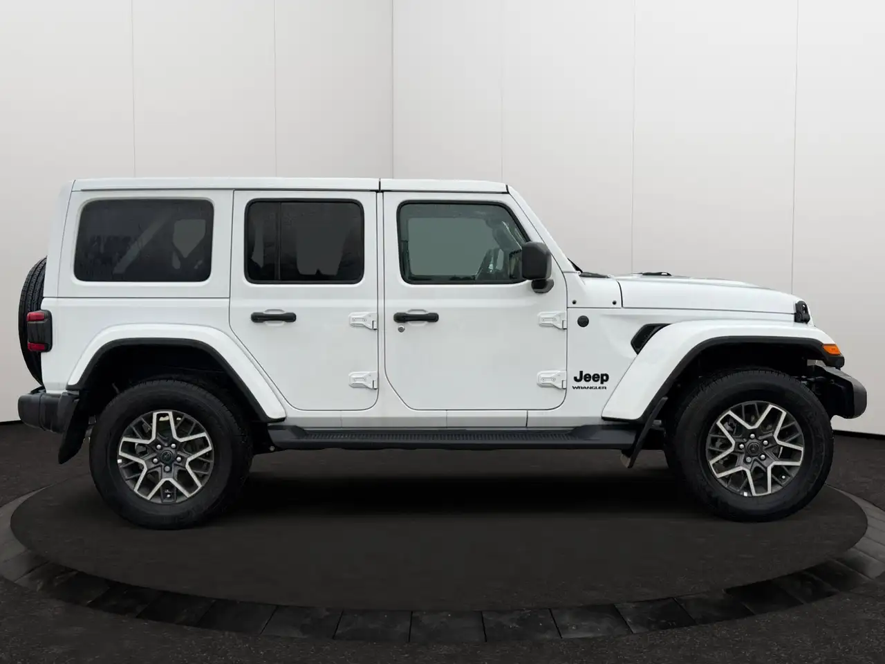 Jeep Wrangler снимка Jeep Wrangler