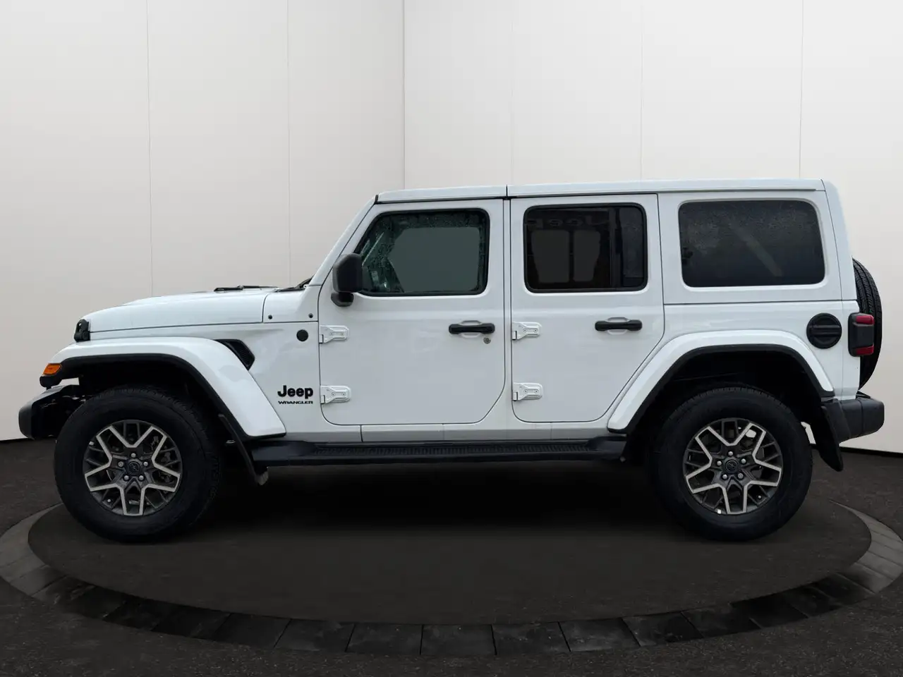 Jeep Wrangler снимка Jeep Wrangler