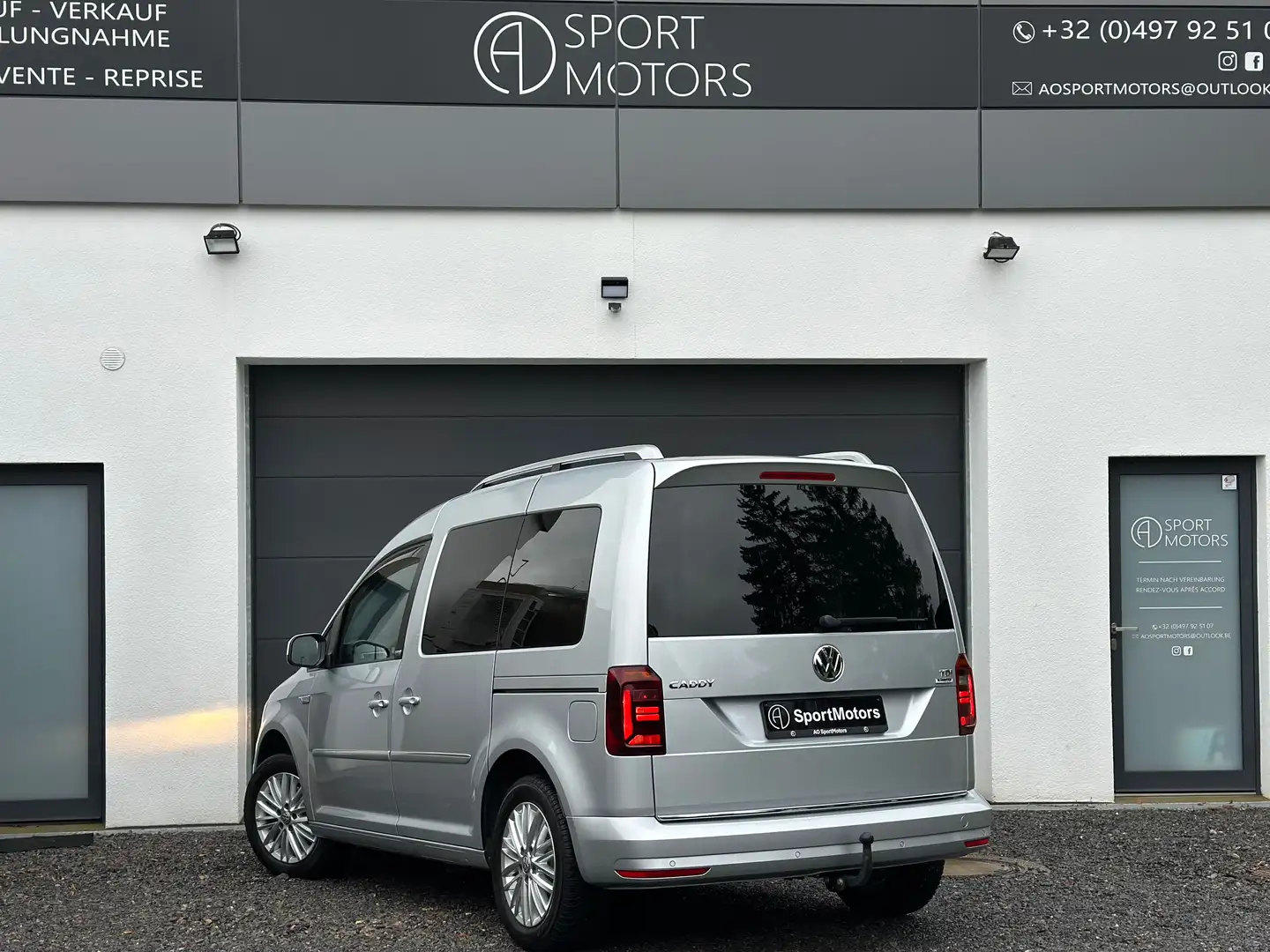 Volkswagen Caddy Caddy 2.0 TDi SCR Generation Four 1er main Neuve ! Argent - 2