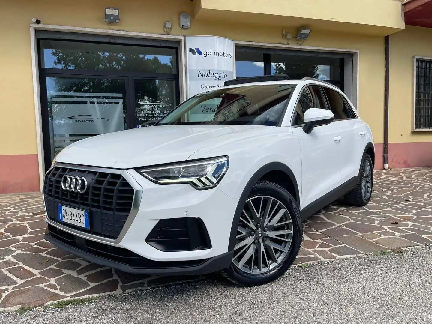 Audi Q3 Q3 35 2.0 tdi Business Advanced quattro s-tronic Bianco - 1