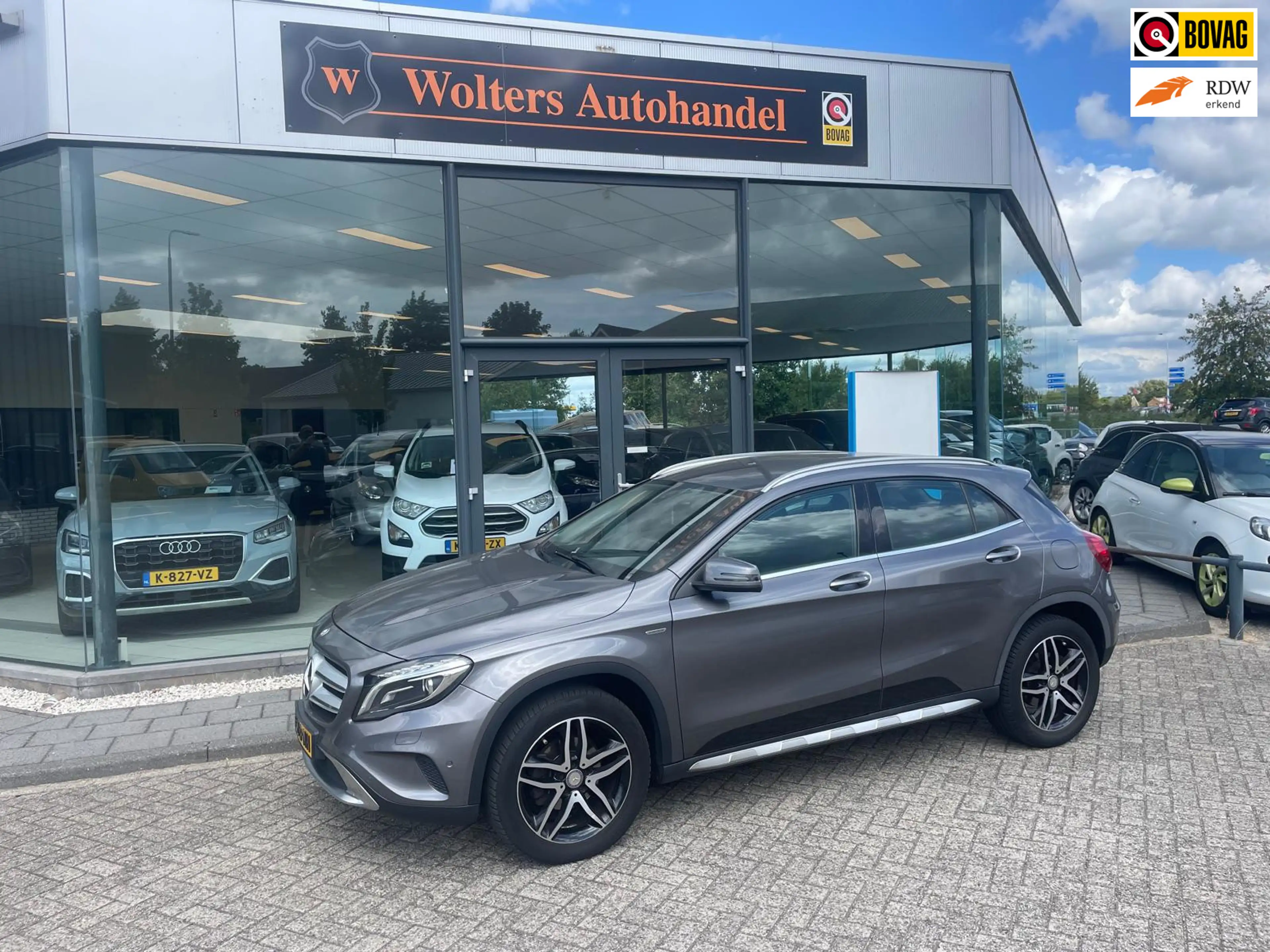 Mercedes-Benz GLA 200 Prestige