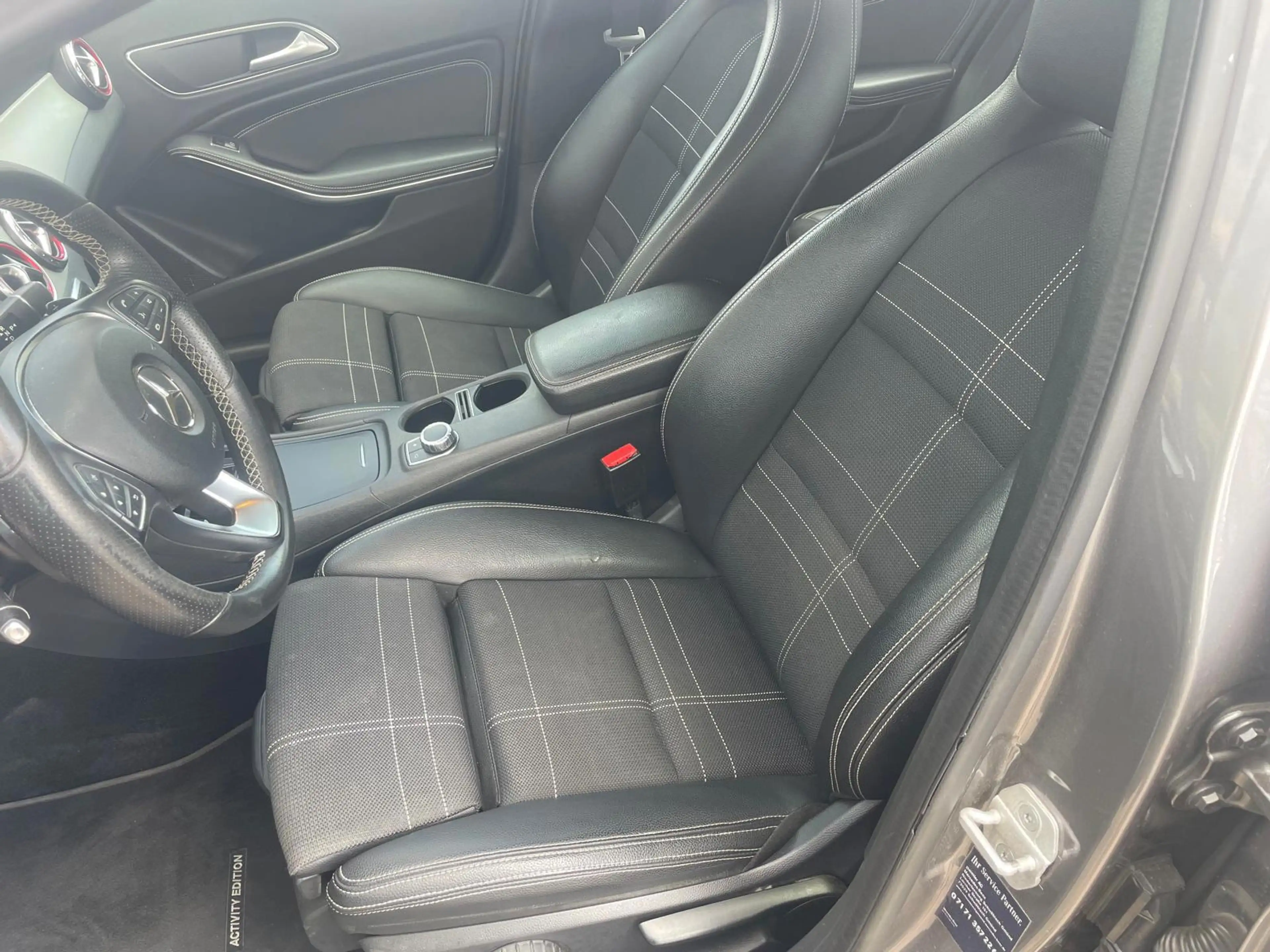 Mercedes-Benz GLA 200 Prestige — photo 14