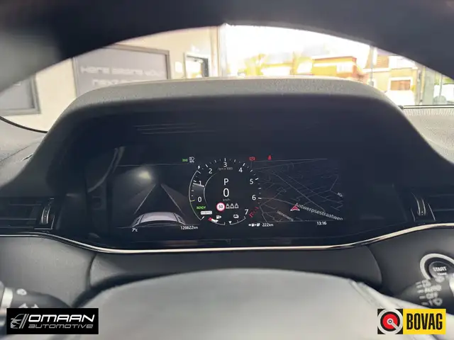 Land Rover Range Rover Evoque view 11