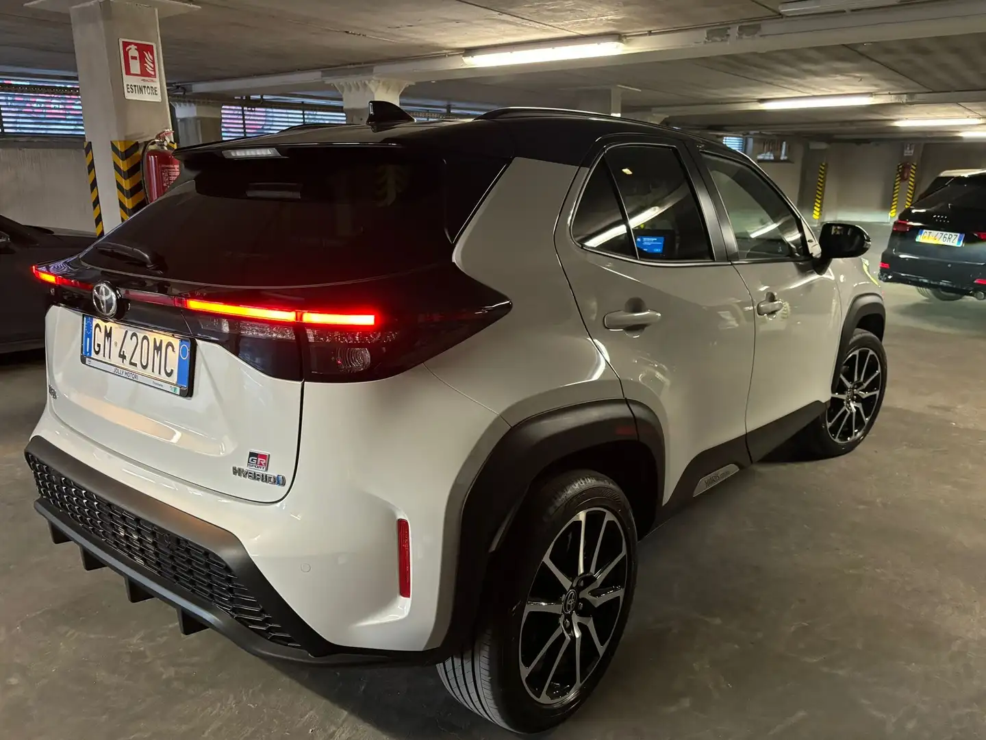 Toyota Yaris Cross 1.5h GR Sport fwd 116cv e-cvt - 1