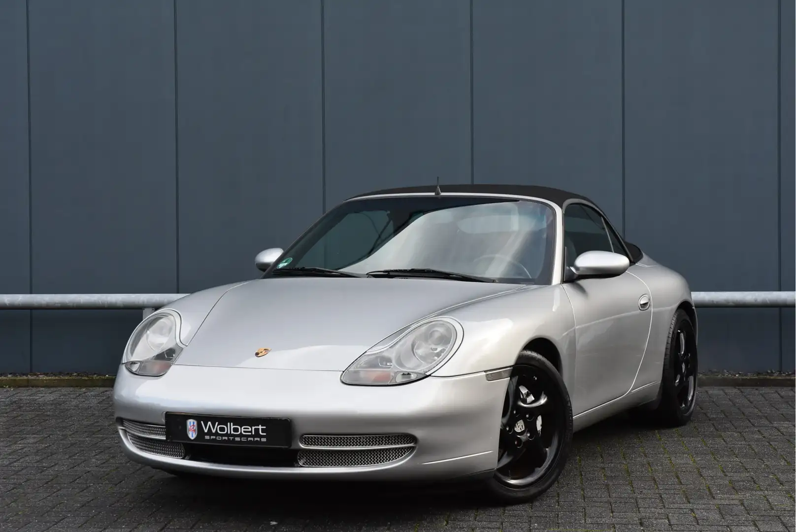 Porsche 996 996 Cabrio 3.4 Carrera 4 Grijs - 1