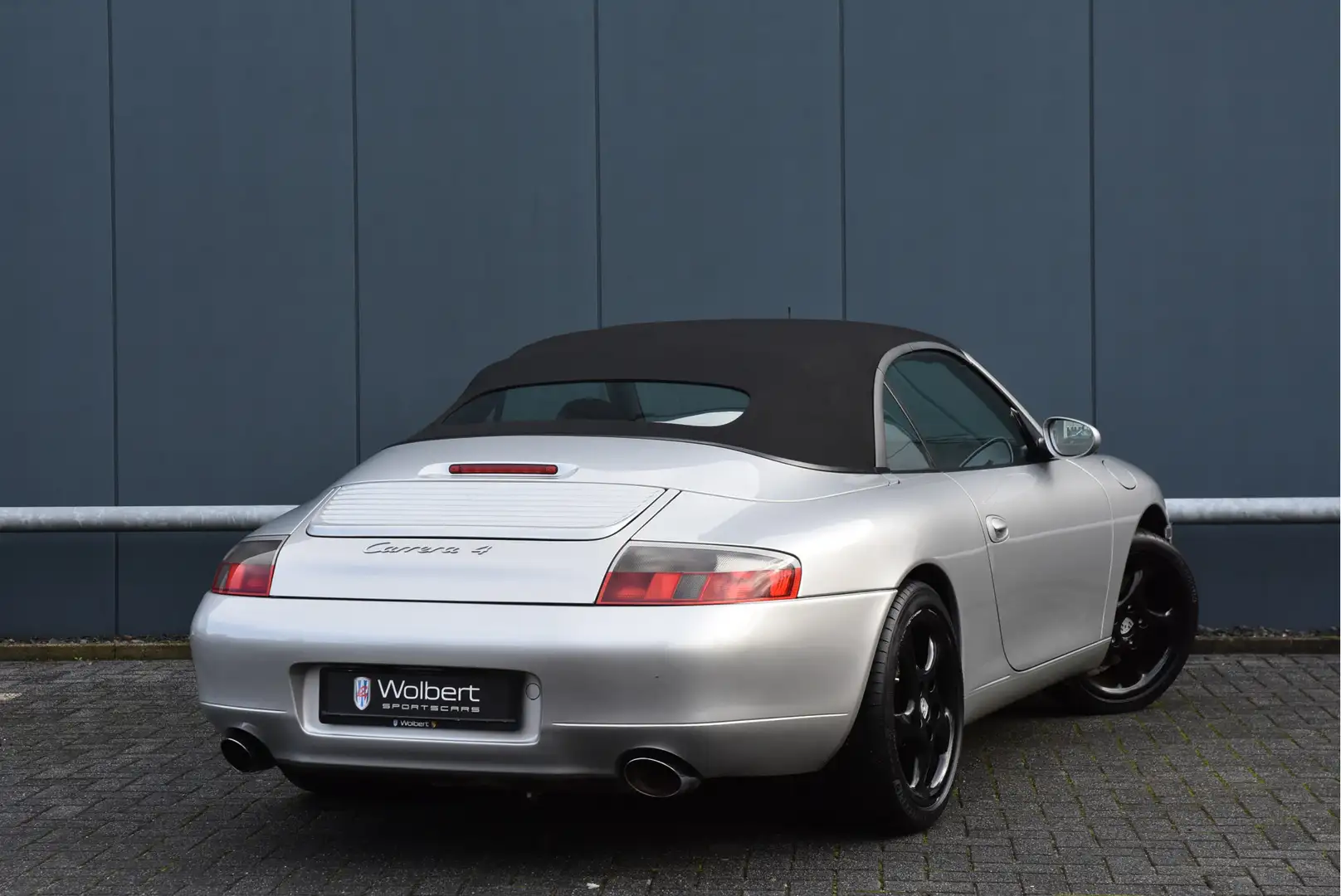 Porsche 996 996 Cabrio 3.4 Carrera 4 Grijs - 2