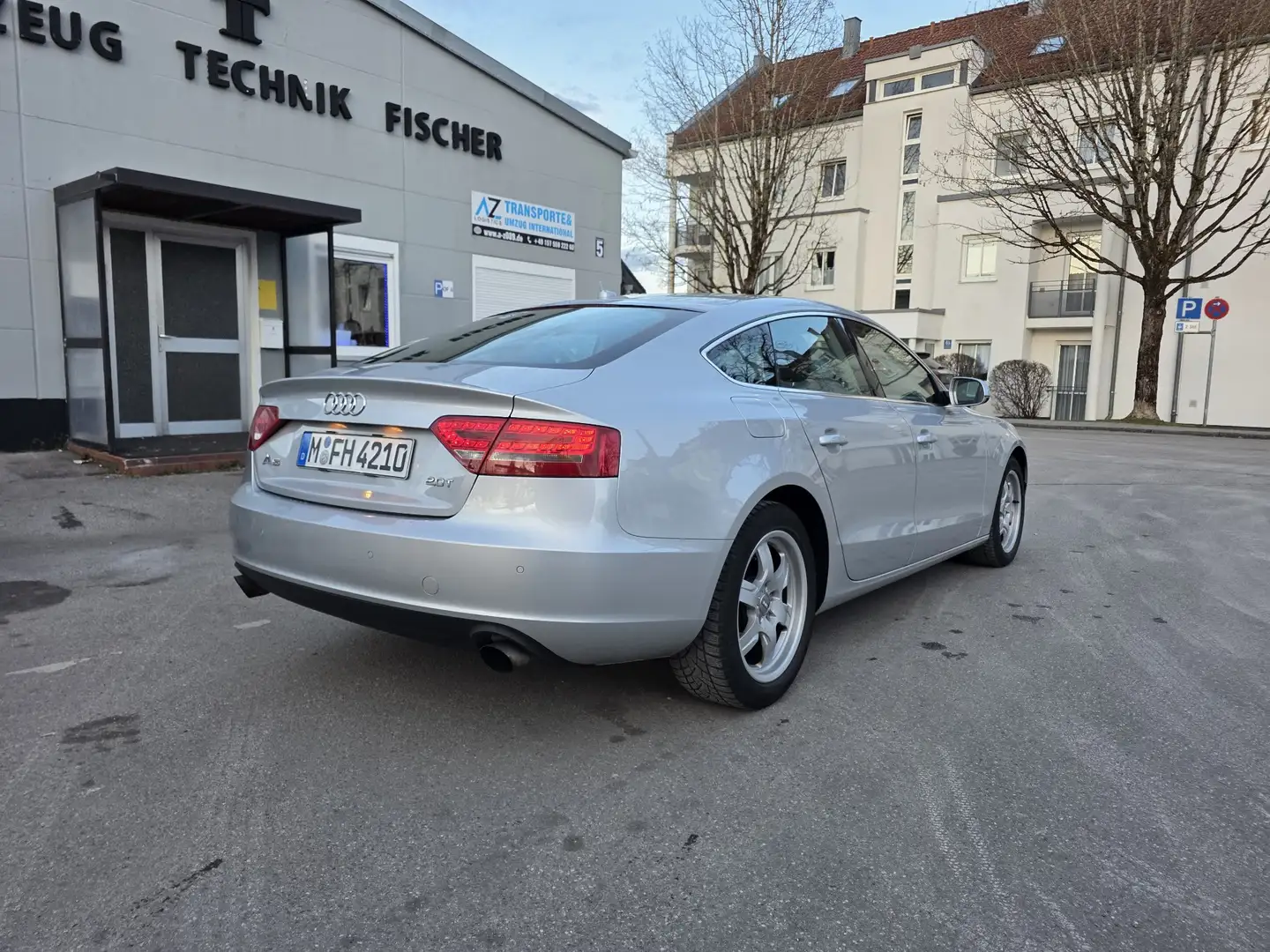 Audi A5 2.0 TFSI (132KW),TÜV Neu, Panorama, TOP Zustand Silber - 2