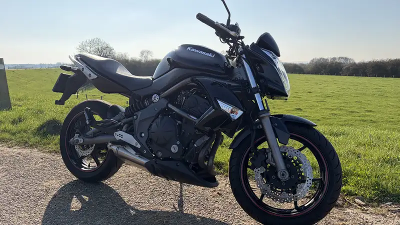 Kawasaki ER - 6 N - foto 2