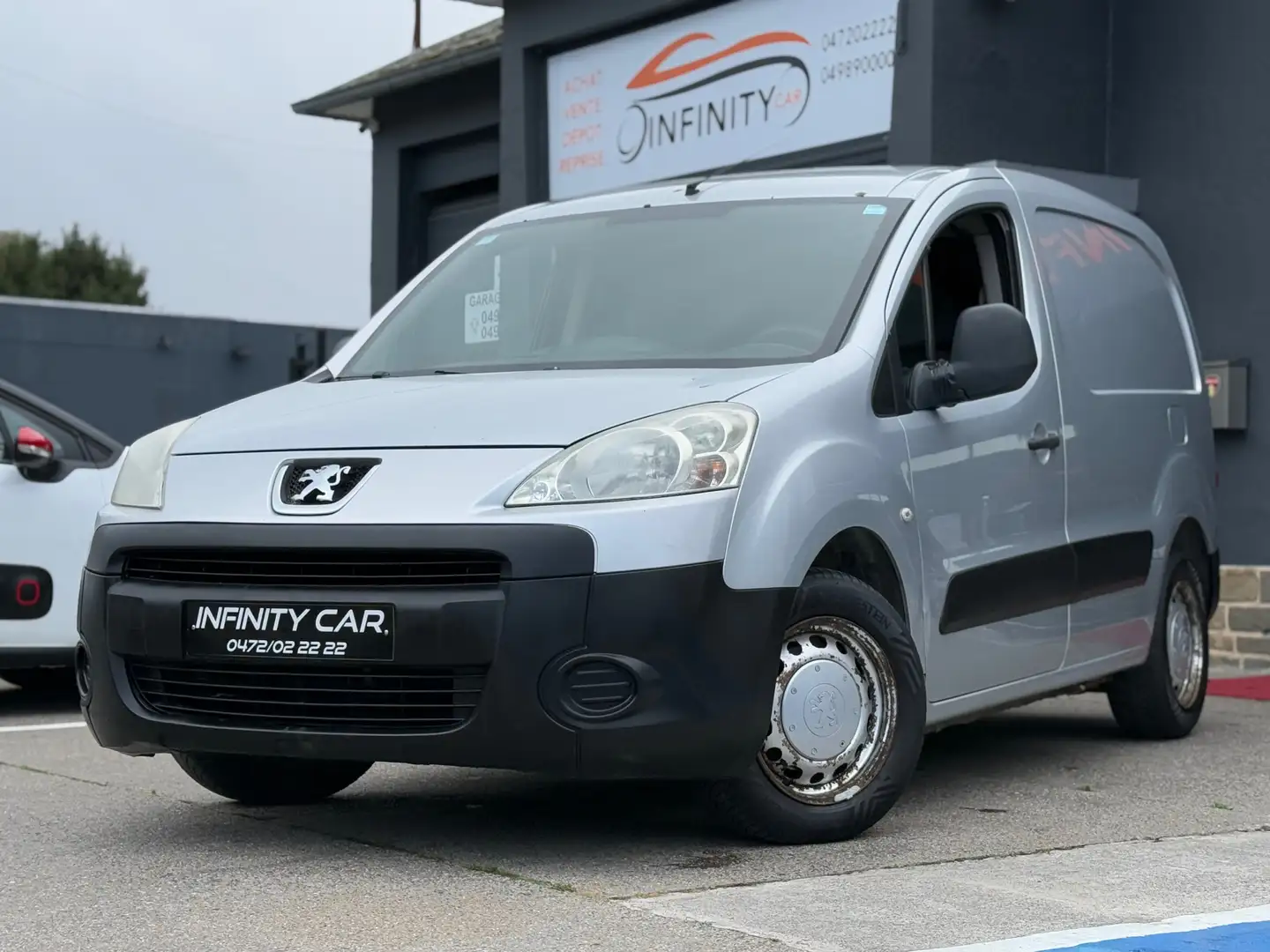 Peugeot Partner 1.6 HDi L1H1 Confort 120 FAP Argent - 2