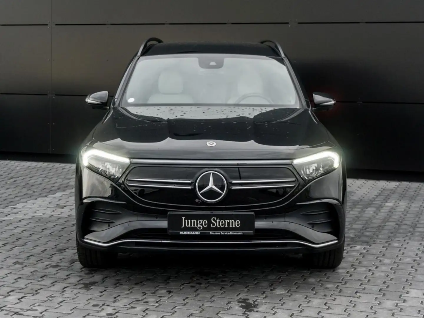 Mercedes-Benz EQB 350 4M AMG Edition1 MBUX Easy-Pack 360° Schwarz - 2