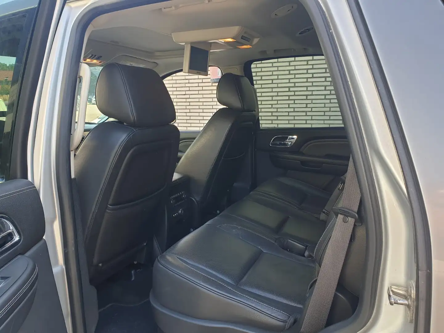 Cadillac Escalade 6.0i V8 Hybrid Sport Luxury - 1