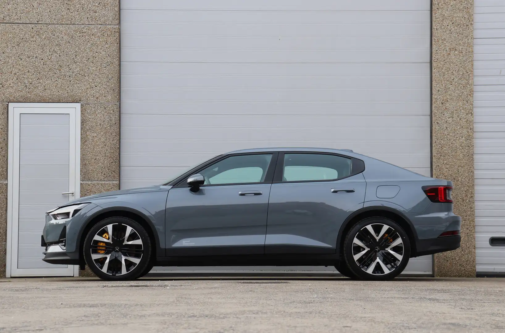 Polestar 2 82 kWh Performance - Plus&Pilot/Leather/Heatpump Szary - 2