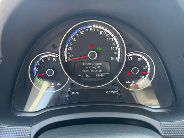 Volkswagen E-Up! view 12