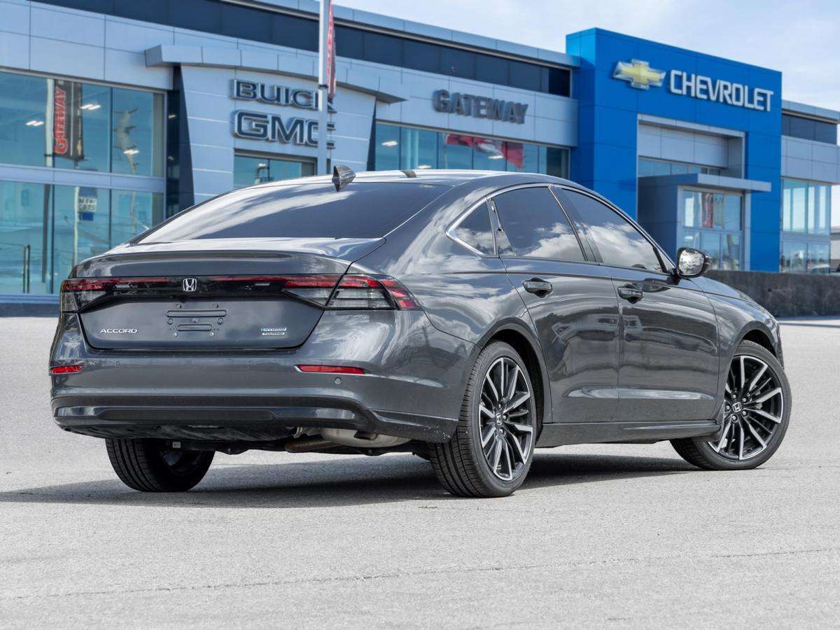 2024 Honda Accord Touring Ecvt Hybrid — снимка 1