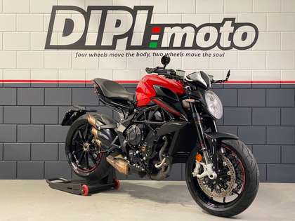 MV Agusta Dragster 800 ROSSO