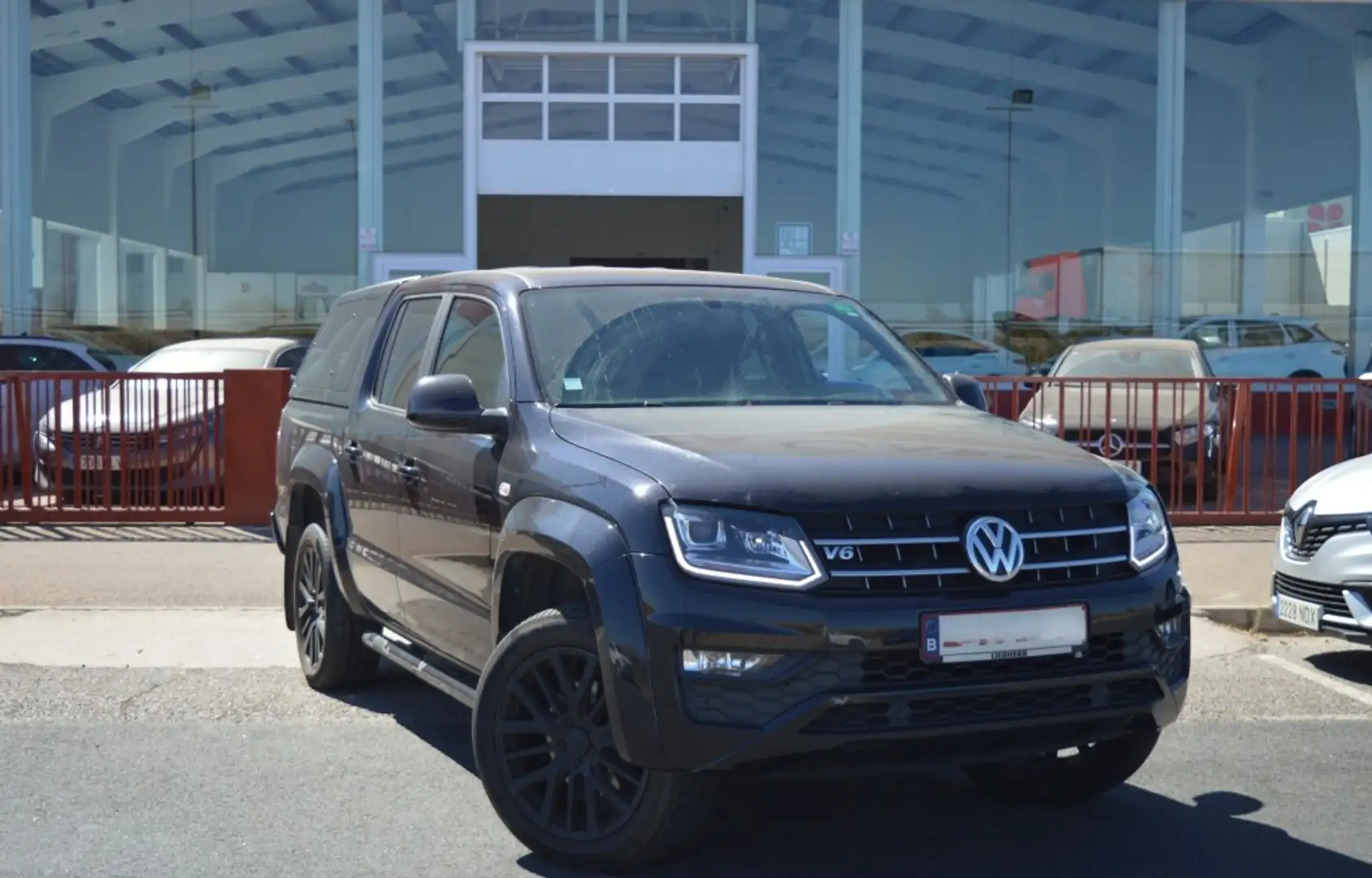 Volkswagen Amarok 3.0TDI Premium 4M Aut. 190kW Zwart - 2