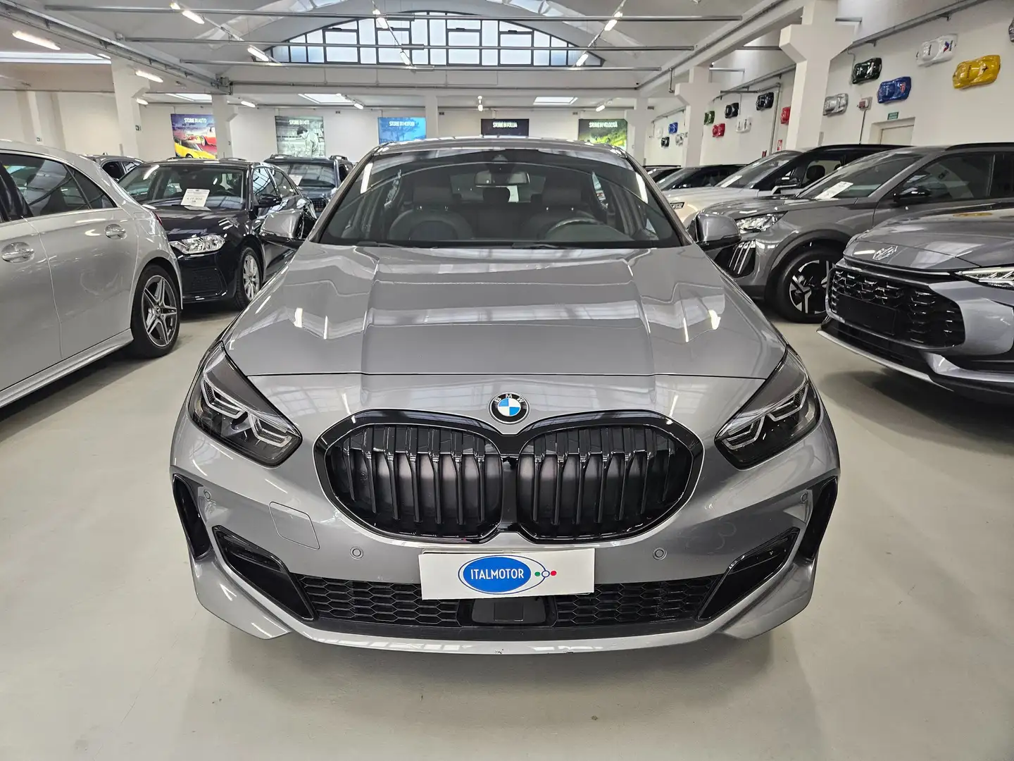 BMW 118 118d Msport 150cv Auto Grigio - 2