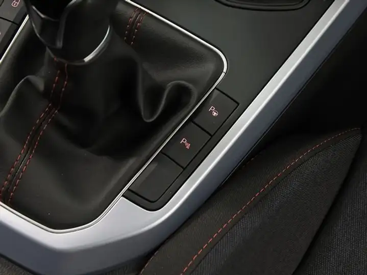 SEAT Arona 1.0 TSI St&Sp FR Special Edition 2025, foto 29