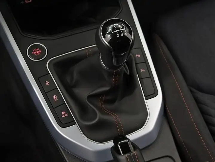 SEAT Arona 1.0 TSI St&Sp FR Special Edition 2025, foto 30