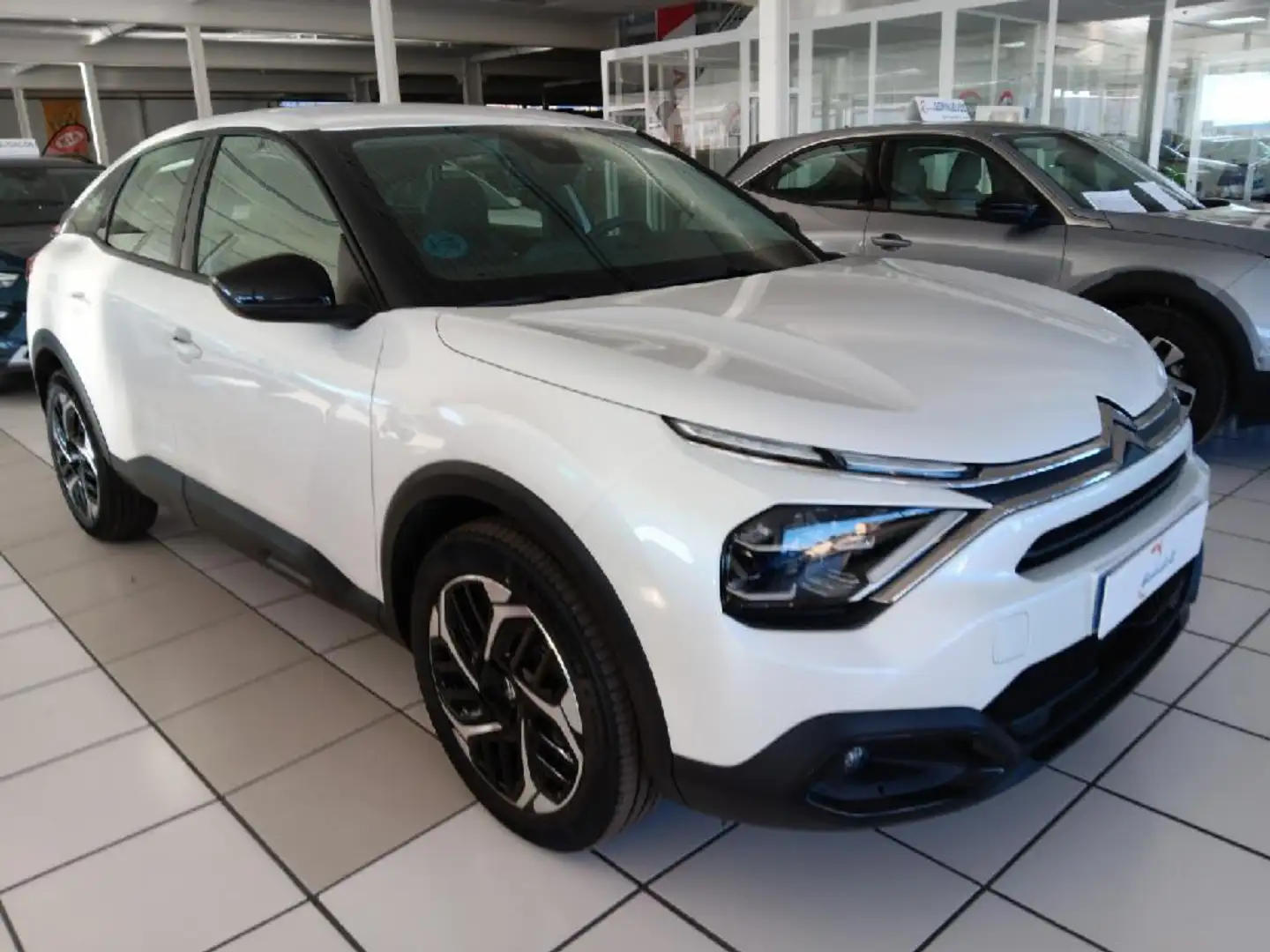 Citroen C4 1.2 PURETECH 130 S&S FEEL PACK 5P Blanco - 1