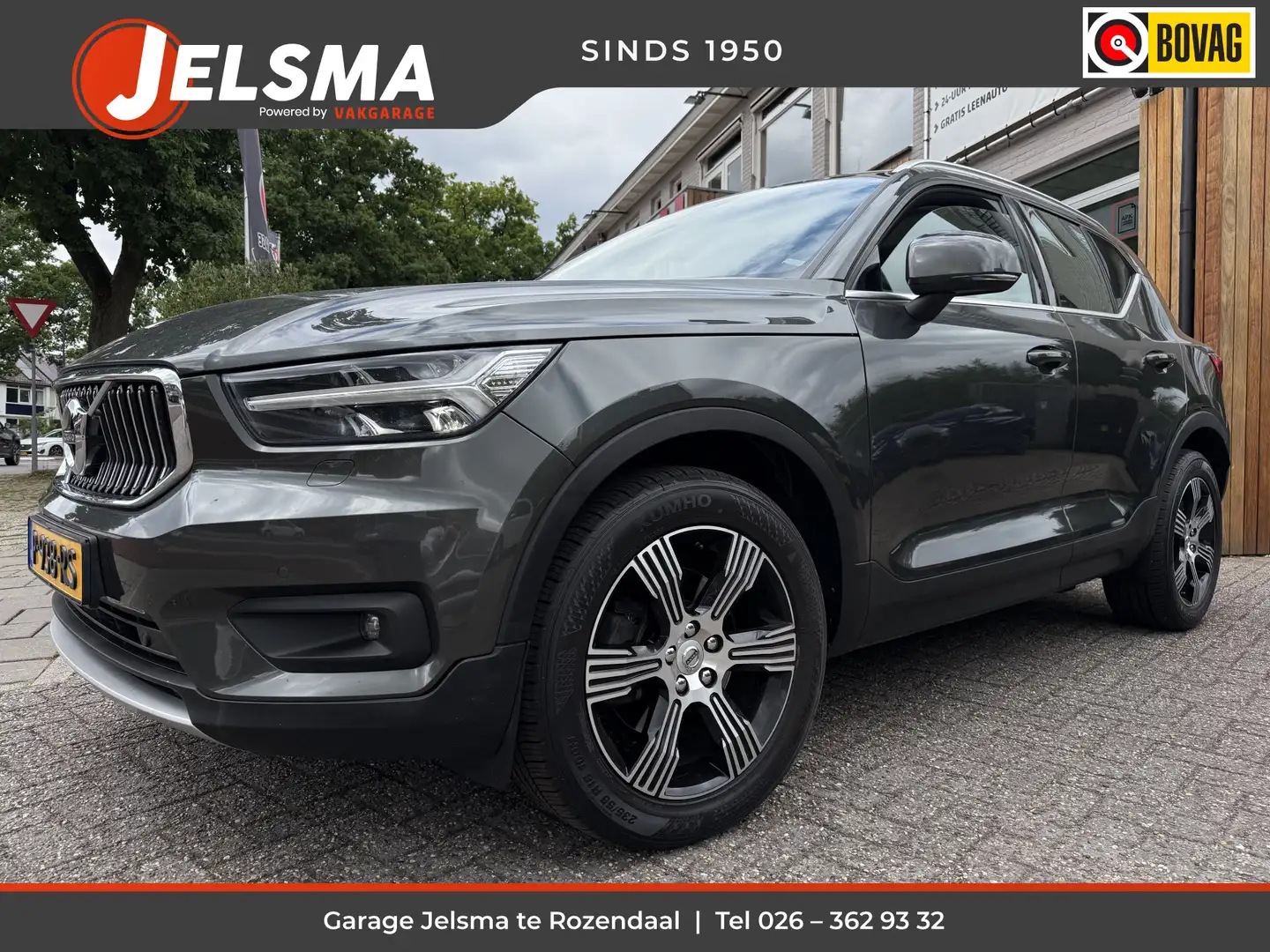 Volvo XC40 2.0 T4 Inscription Aut., Panoramadak | Intellisafe Grijs - 1