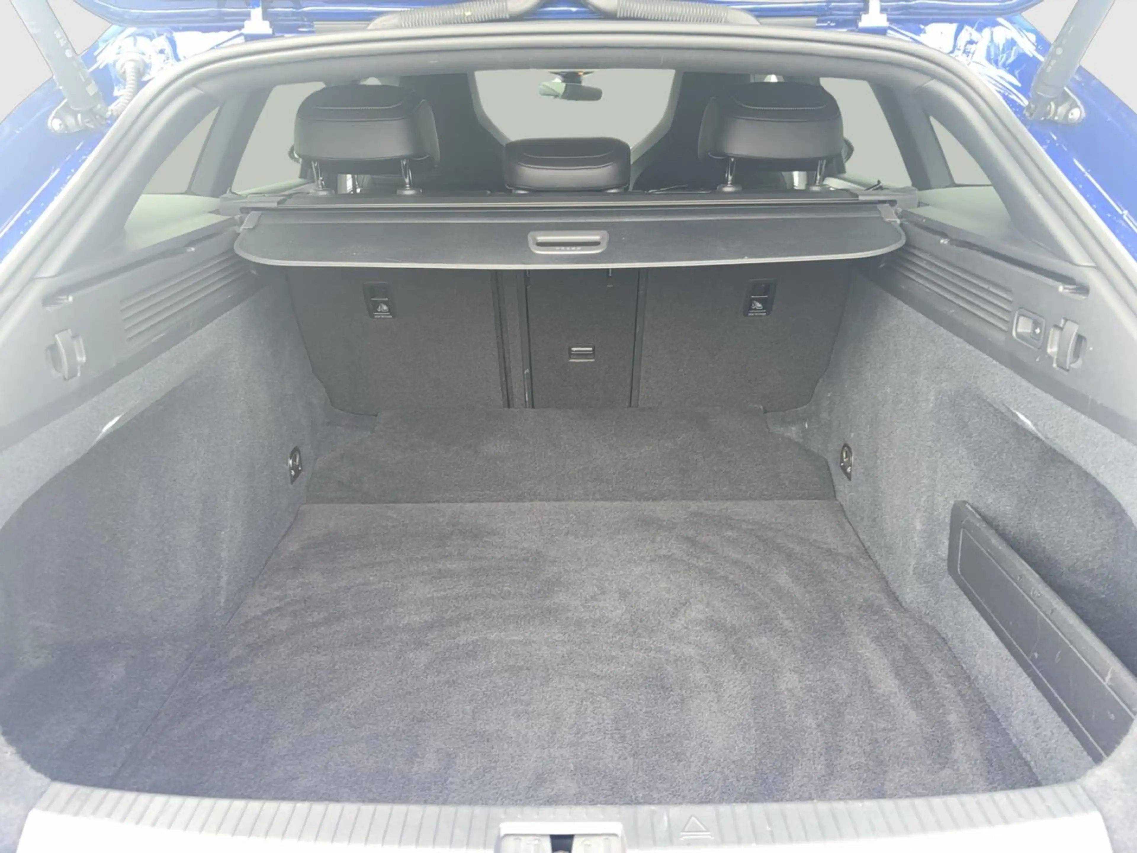 Volkswagen Arteon R-Line Arteon Shootingbrake 2.0 TDI DSG 4Motion R-Line — photo 13