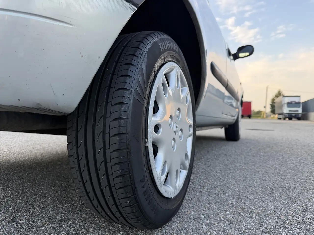 Renault Clio 1.2 BENZ UNICO PROPRIETARIO//NESSUN LAVORO DA FARE, foto 6