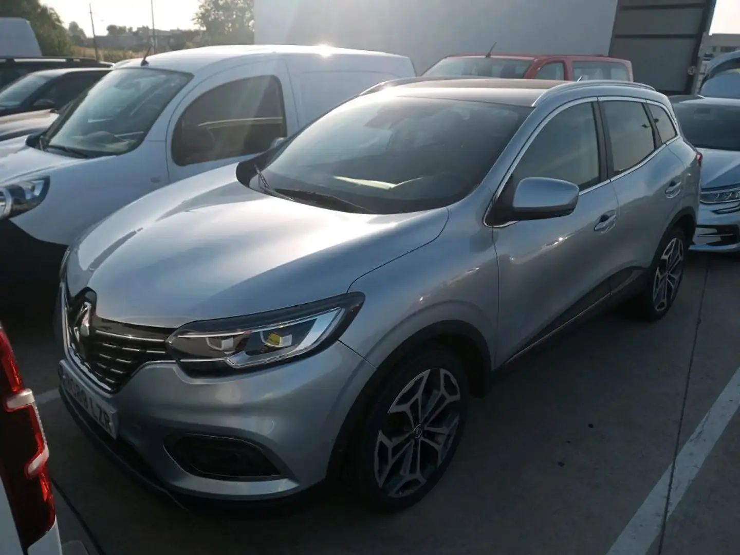 Renault Kadjar 1.3 TCe GPF Techno EDC 103kW Grijs - 1