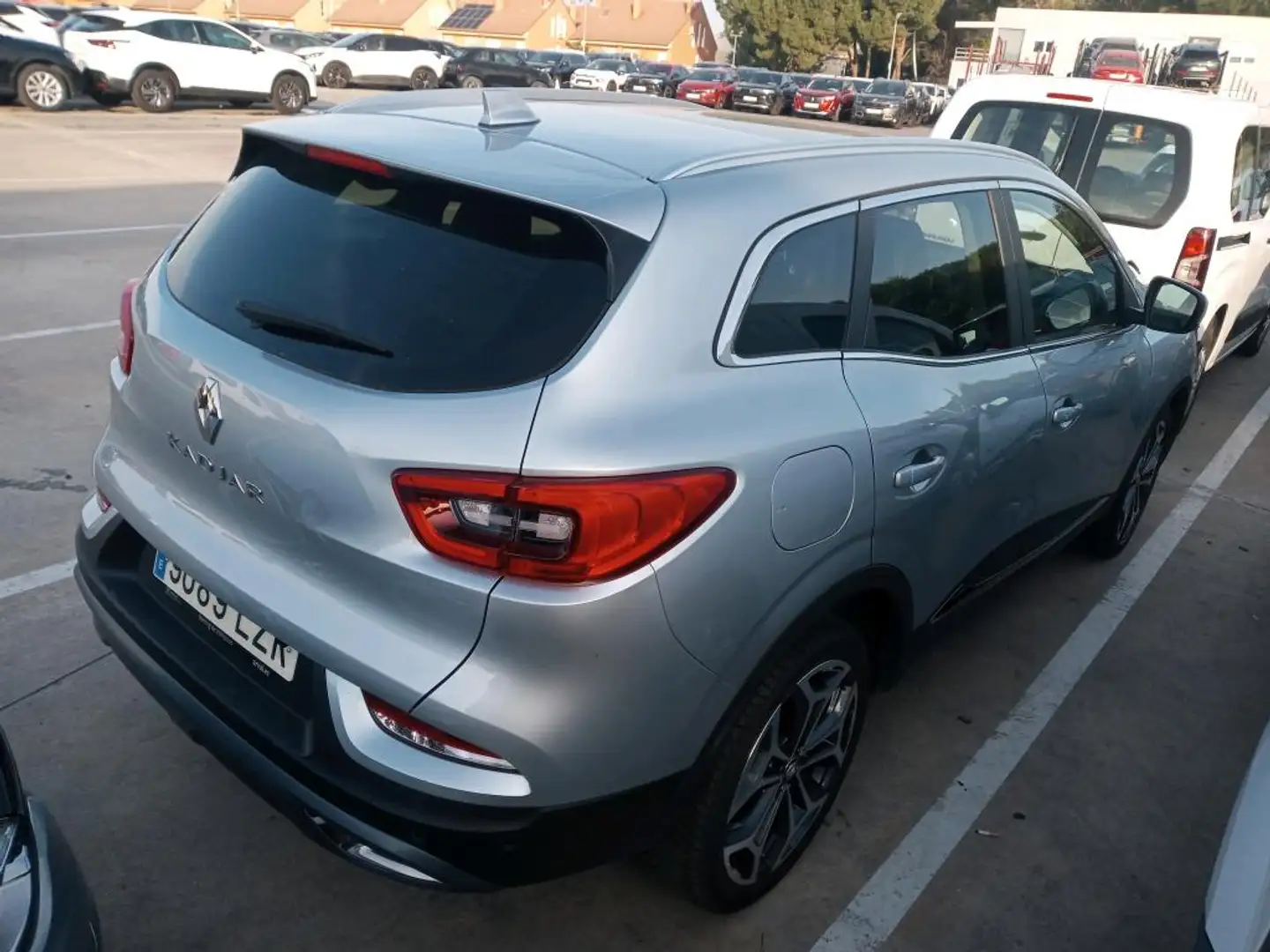 Renault Kadjar 1.3 TCe GPF Techno EDC 103kW Grijs - 2