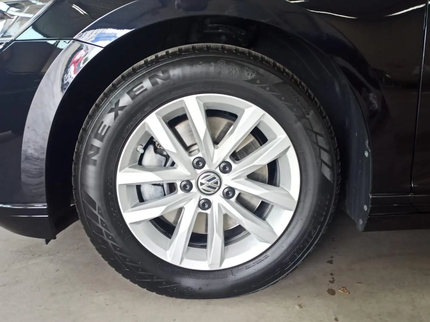 Volkswagen Passat Variant Business 1.5 TSI DSG Navi/AHK/LED/Kessy/LM16 Schwarz - 2
