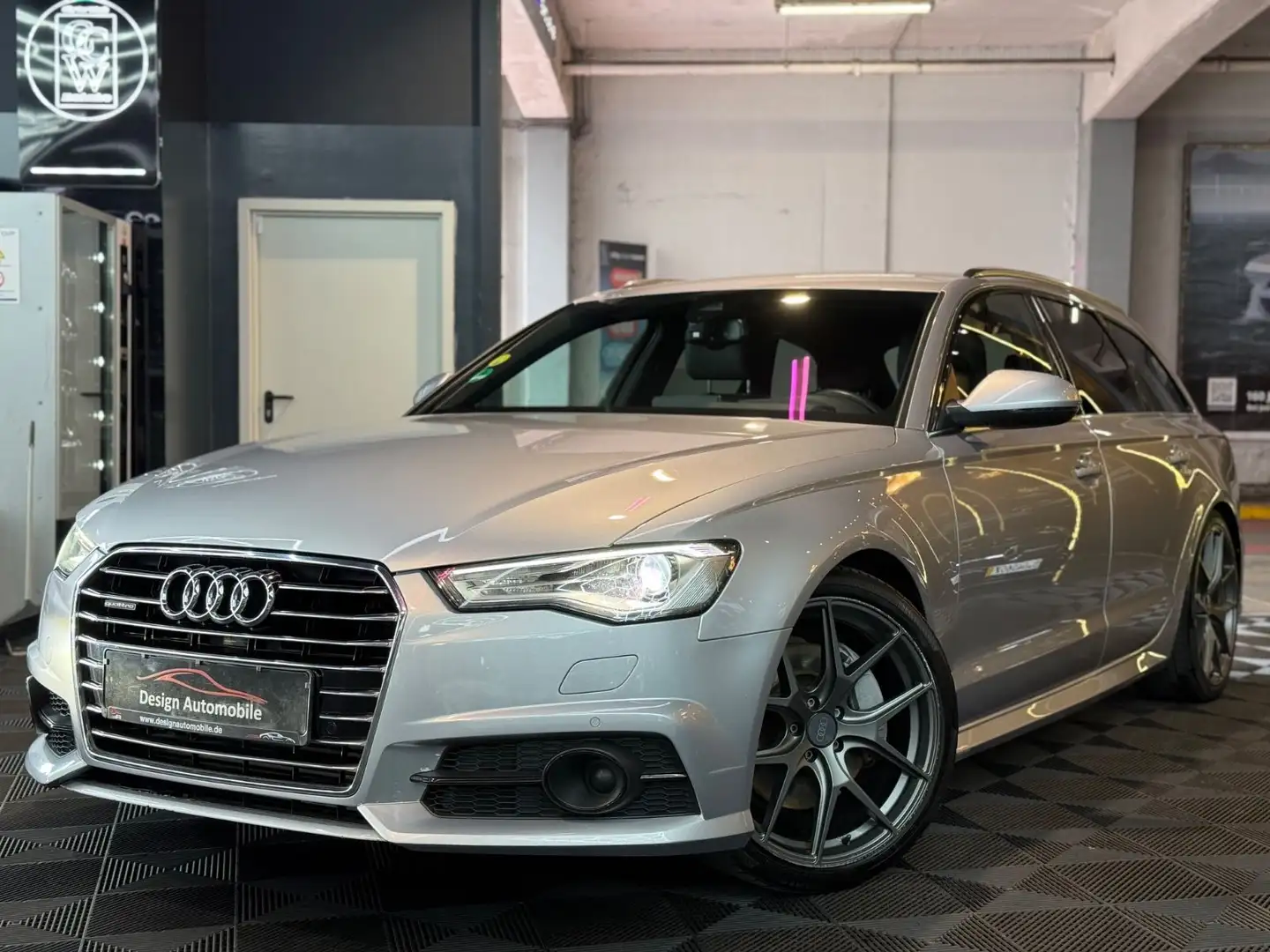 Audi A6 Avant 3.0 TDI clean diesel quattro Silber - 1
