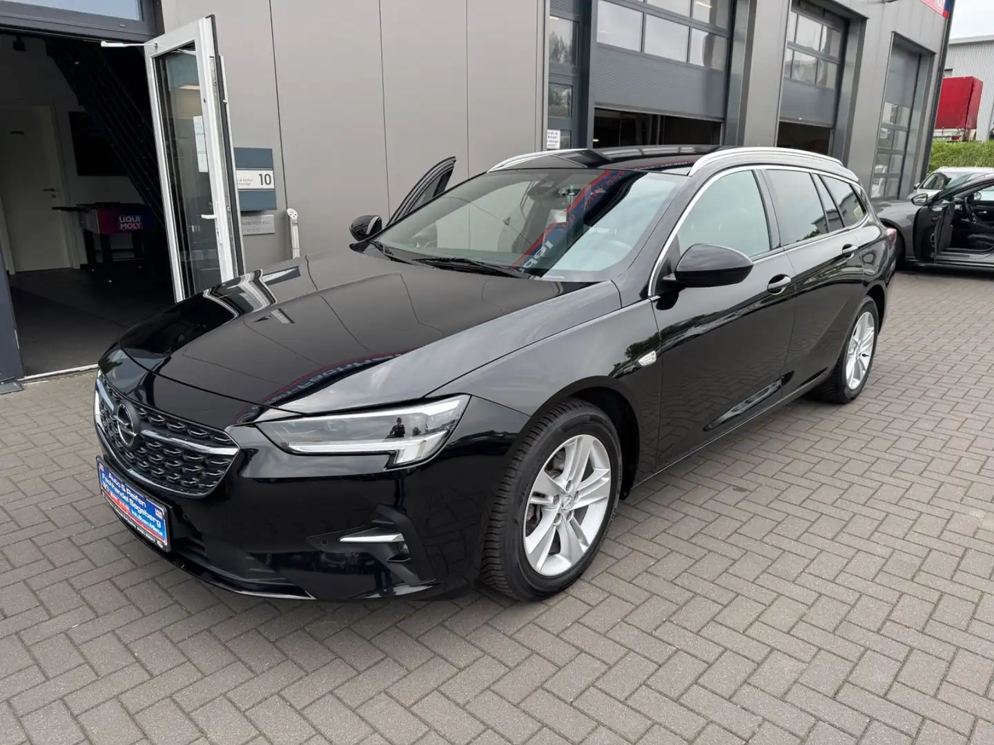 Opel Insignia B Sports Tourer Business AUTOMATIK*LED Schwarz - 1