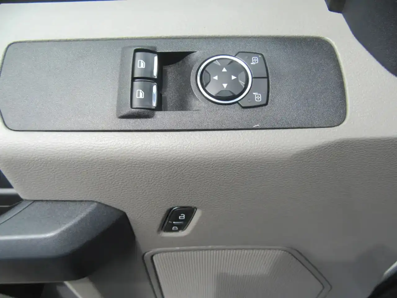 Ford F 550 снимка Ford F 550