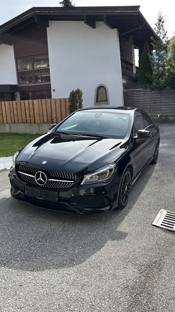 Mercedes-Benz CLA 180 AMG-Ausstattung Limousine Schwarz - 1