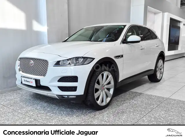 Jaguar F-Pace 2.0d i4 prestige awd 240cv auto my18