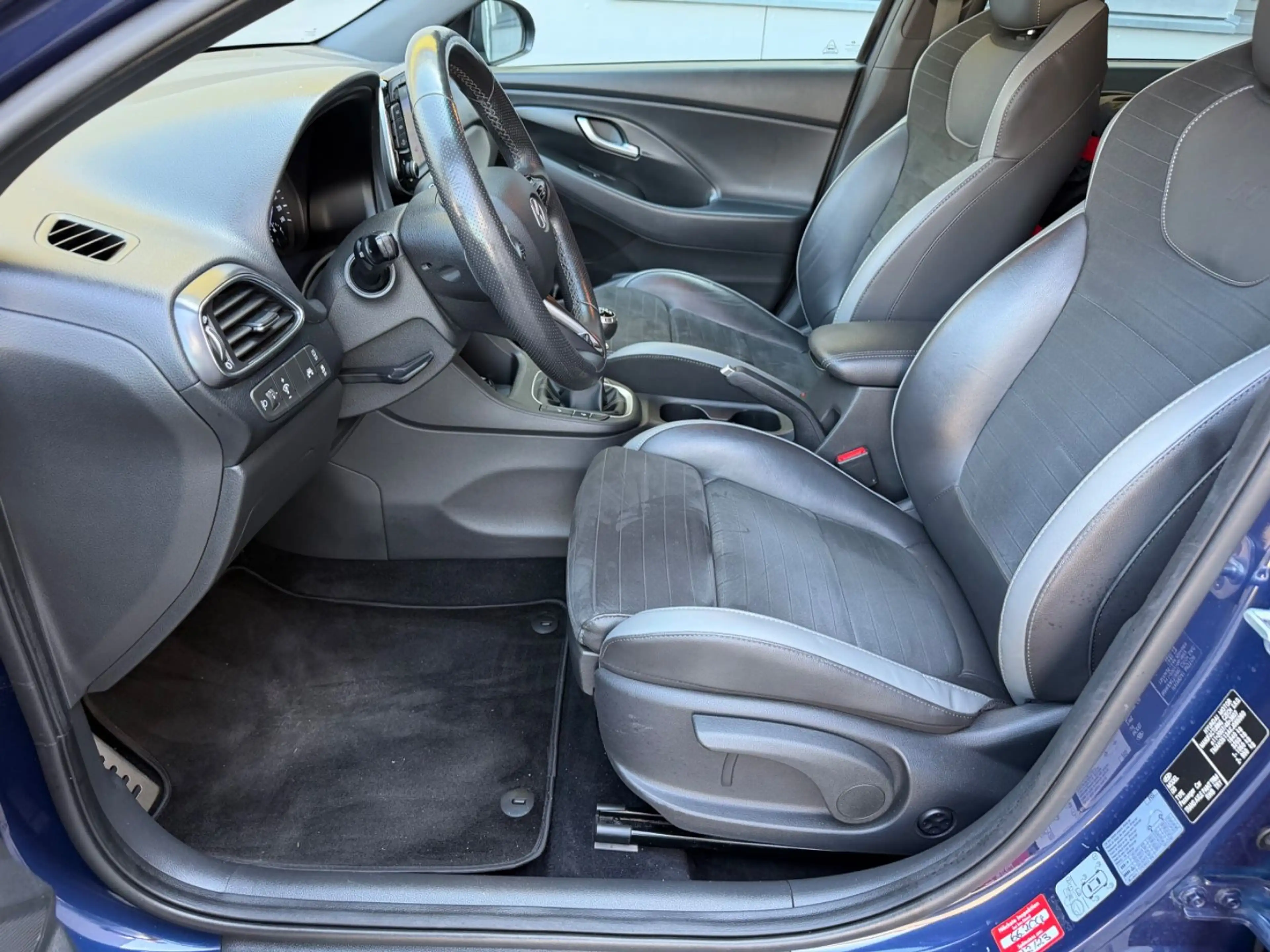 Hyundai i30 N Line/SPORTPAKET/8XBRFT/KAMERA/SHZ/KLIMAA* — photo 11