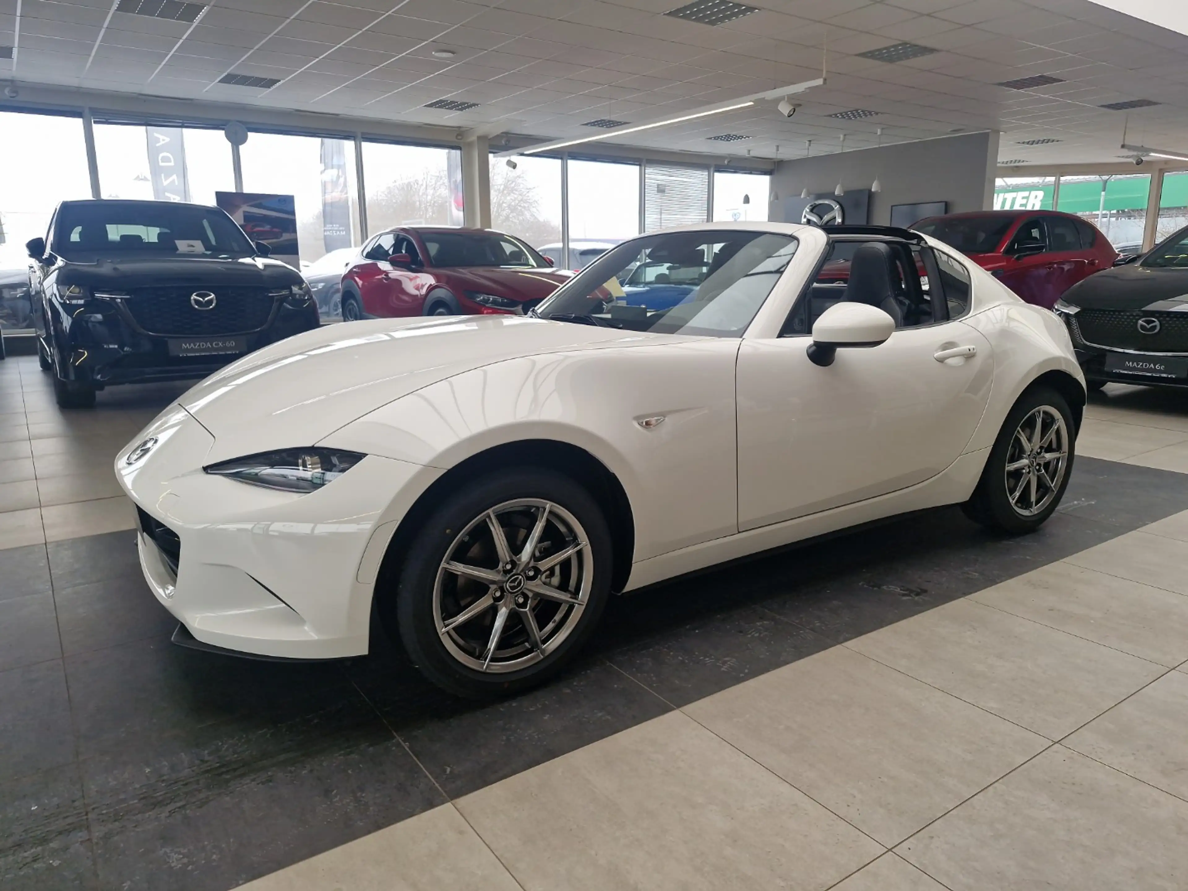 Mazda MX-5 1.5L SKYACTIV-G 132ps RF Exclusive-Line — photo 3