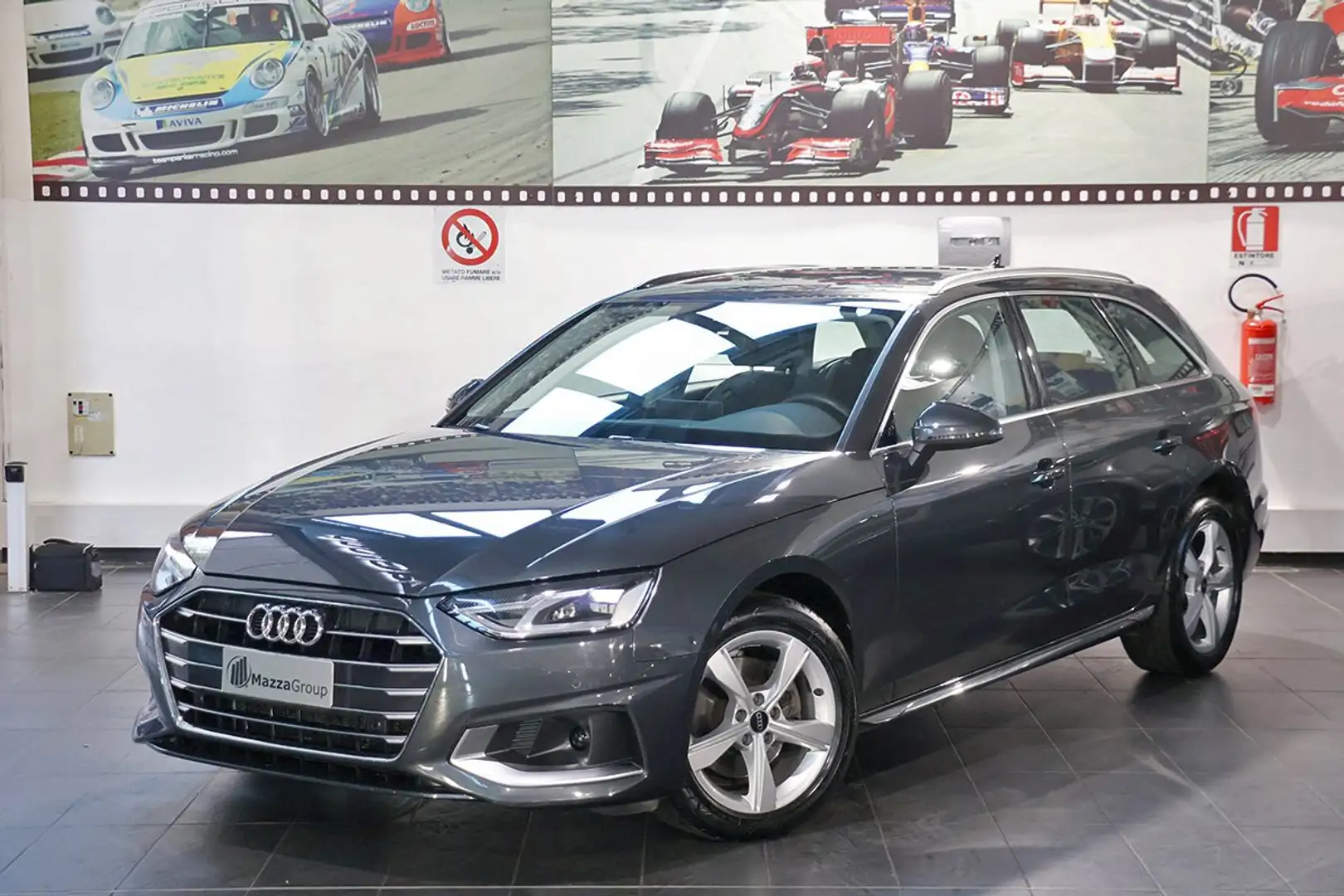 Audi A4 30 TDI Avant S-Tronic Business Advanced -MASSAGGIO Gris - 1