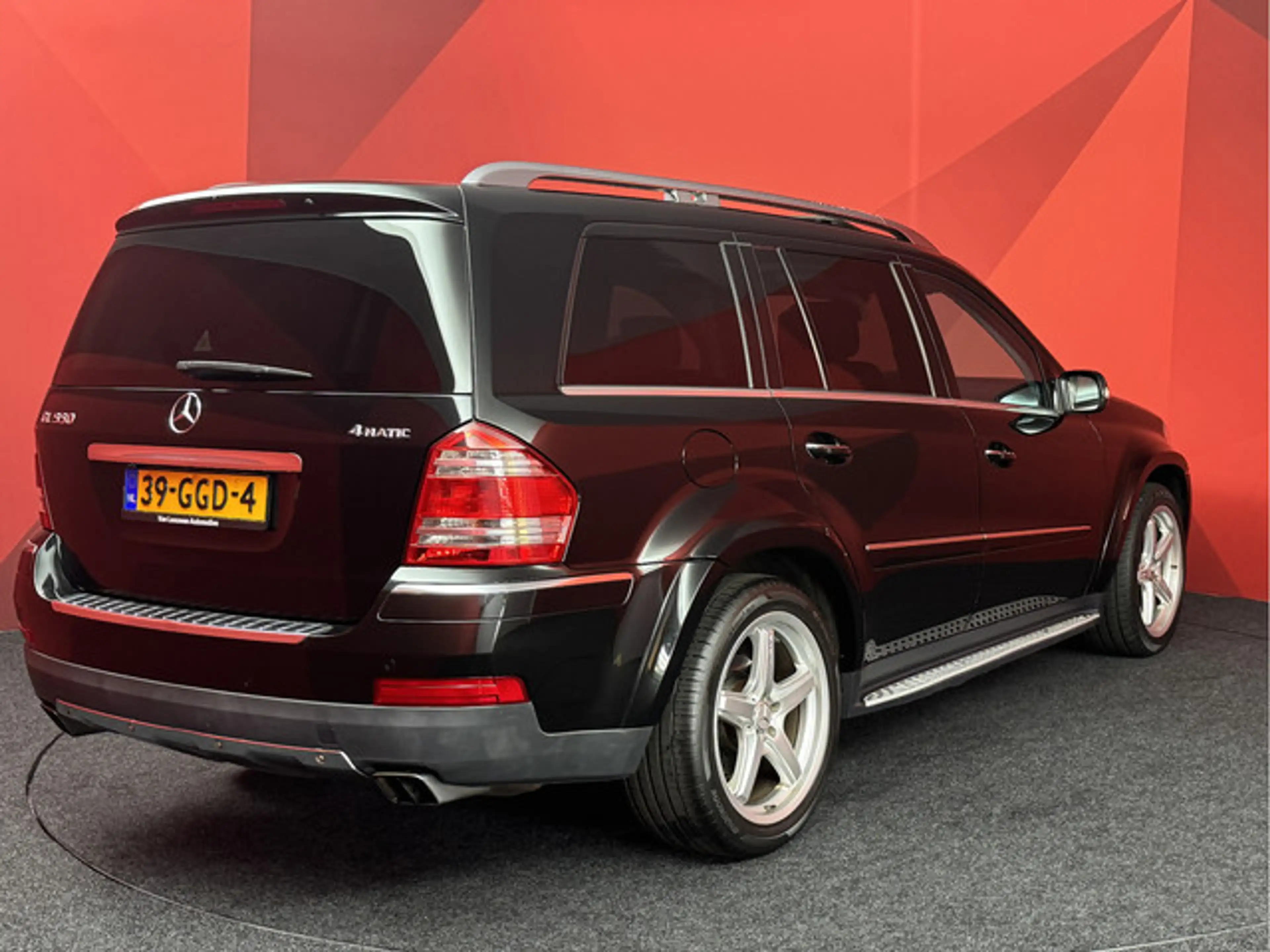 Mercedes-Benz GL 500 GL Lang 7 Persoons | Luchtvering | Automaat | — photo 2