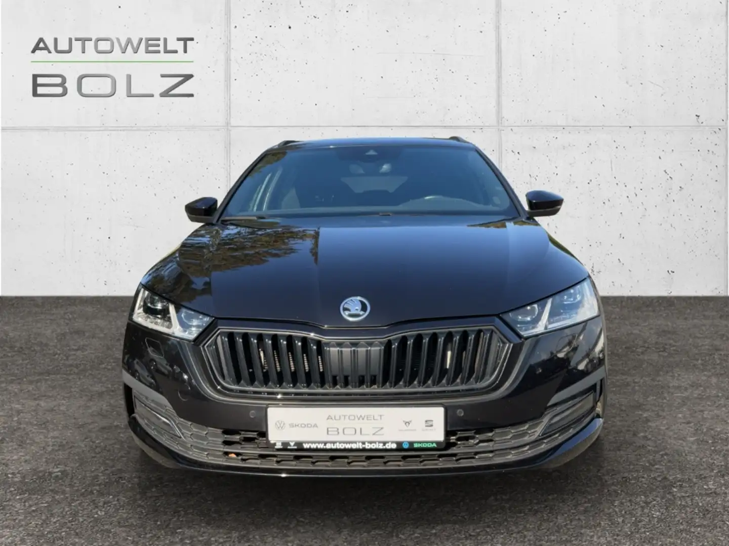 Skoda Octavia Combi First Edition 1.5 TSI Sportpaket StandHZG Na Schwarz - 2