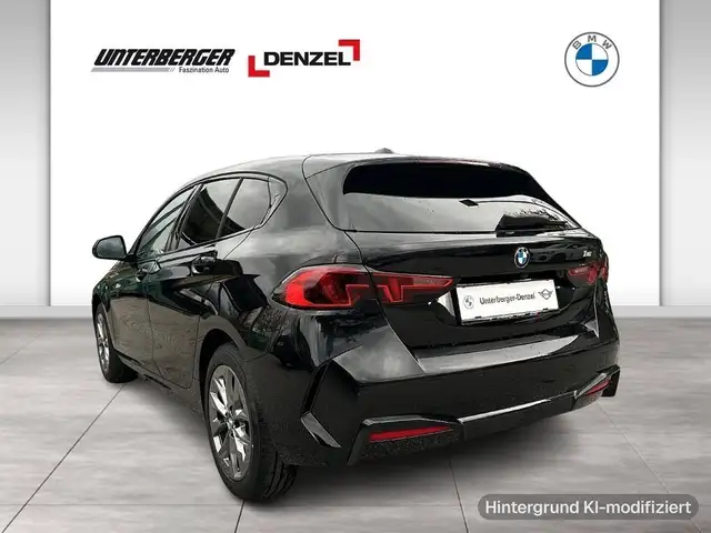 BMW 1 Series view 4