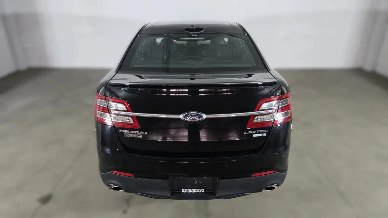 Ford Taurus снимка Ford Taurus