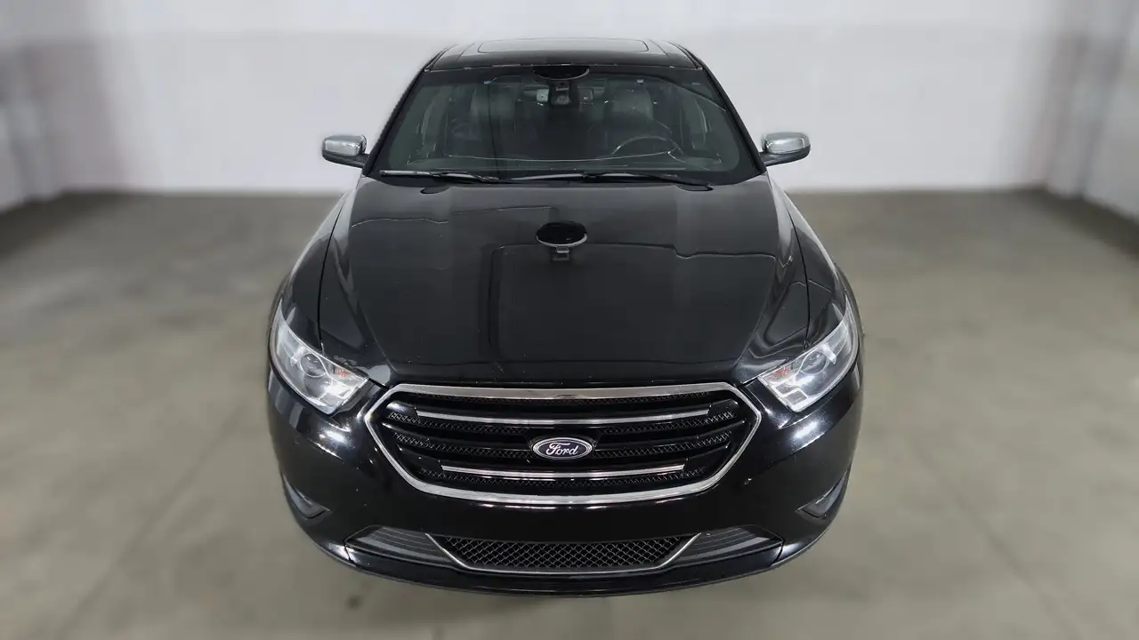Ford Taurus снимка Ford Taurus