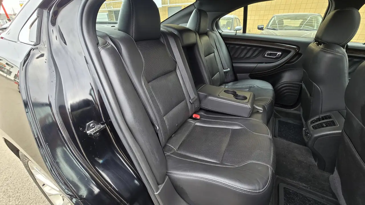 Ford Taurus снимка Ford Taurus